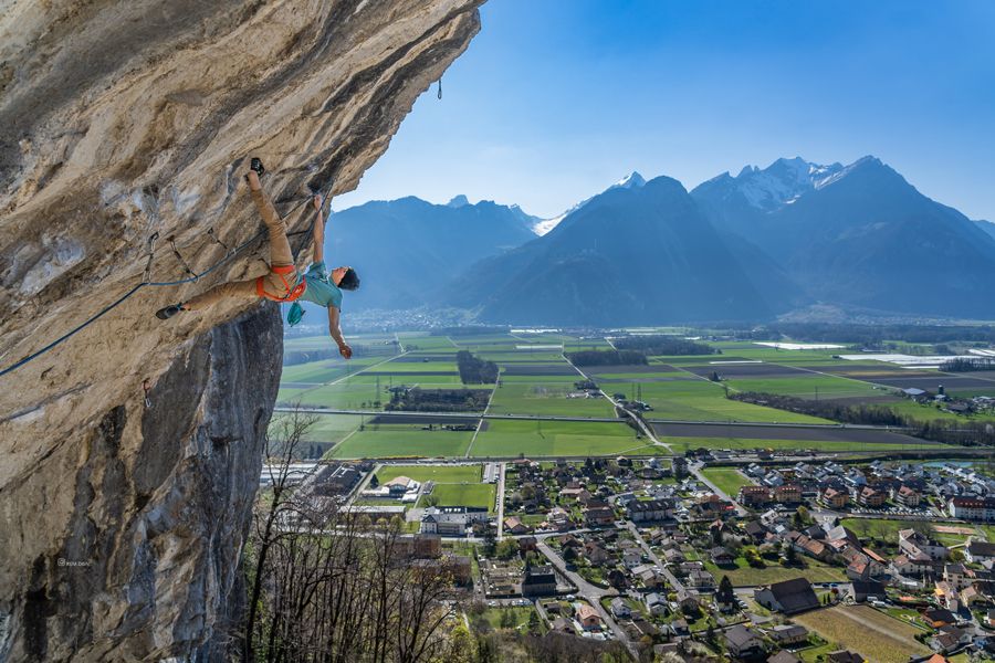 ClimbingAway, les sites d'escalade falaises et blocs du monde entier