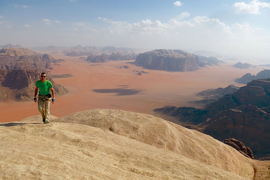 Thierry Souchard à Wadi Rum - photo Cédric Bronnert