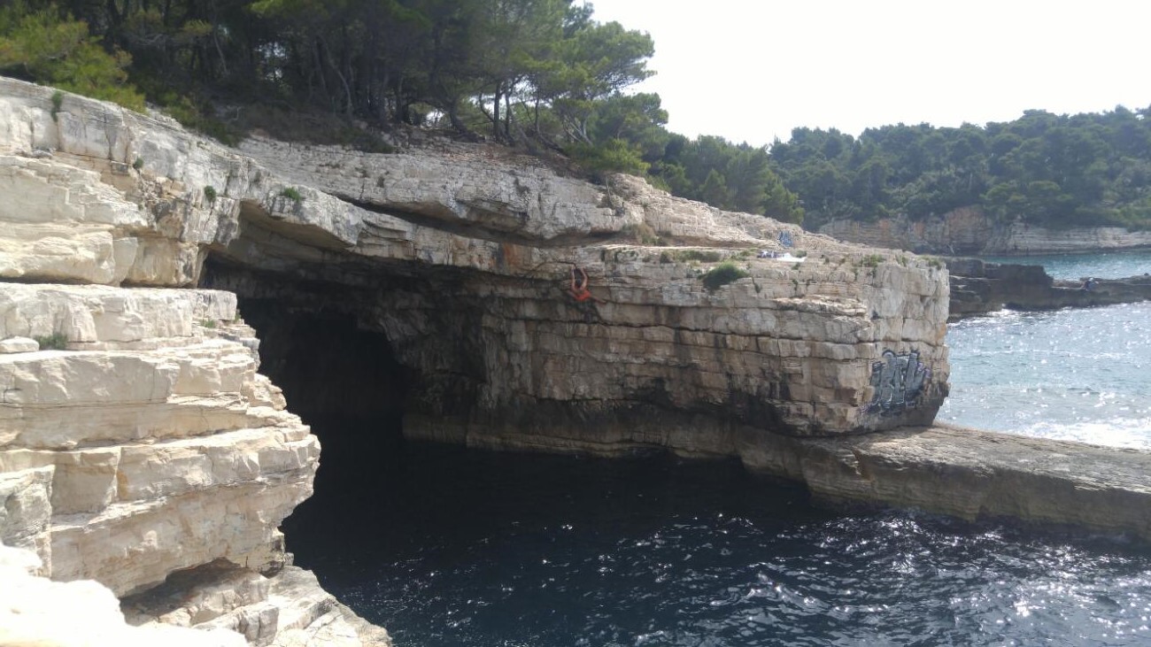 Rock Climbing Area Stoja (Pula) info, betas, location...