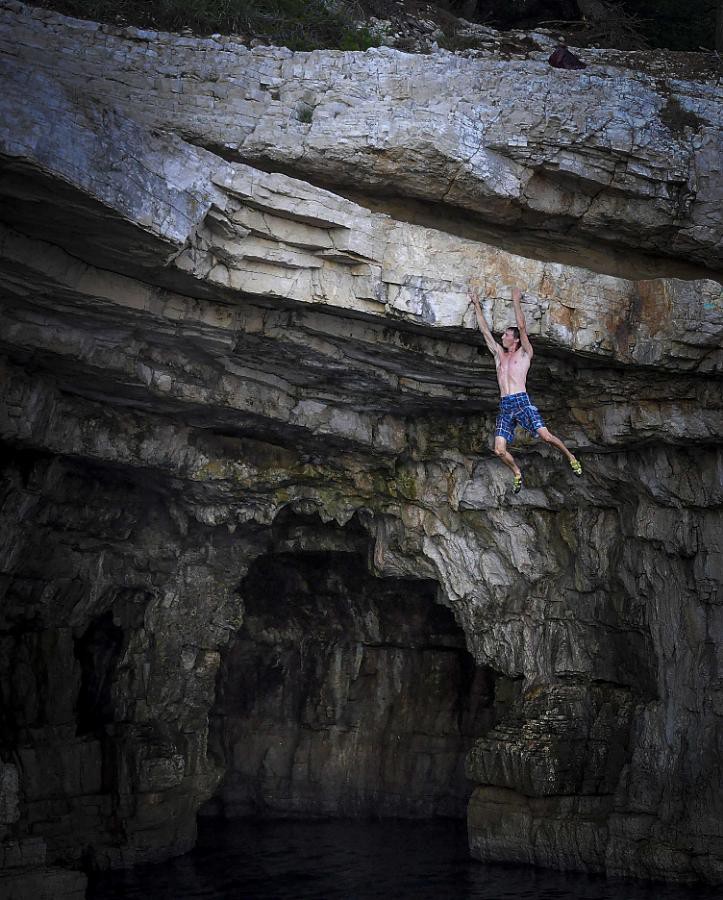 Rock Climbing Area Stoja (Pula) info, betas, location...