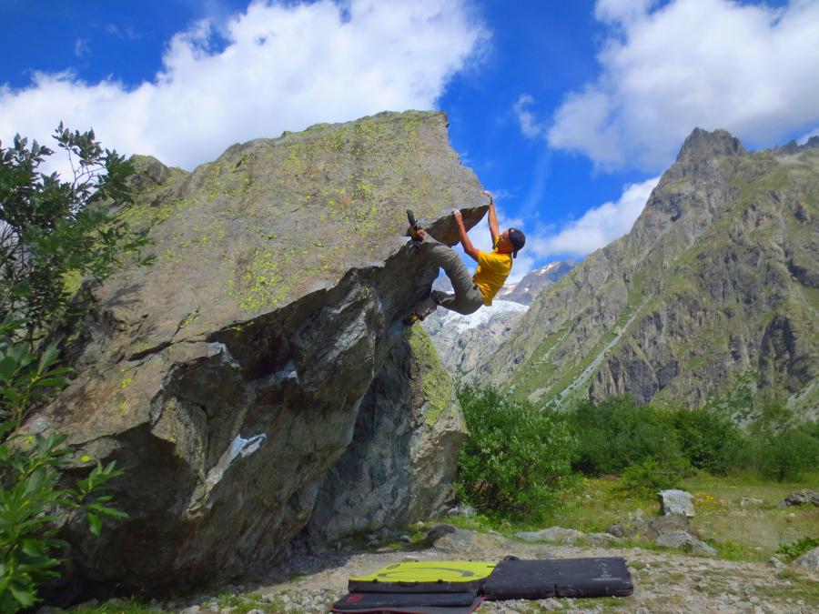 Rock Climbing Guidebook Swiss Bloc 1 Rock Climbing Guidebook Swiss Bloc 1